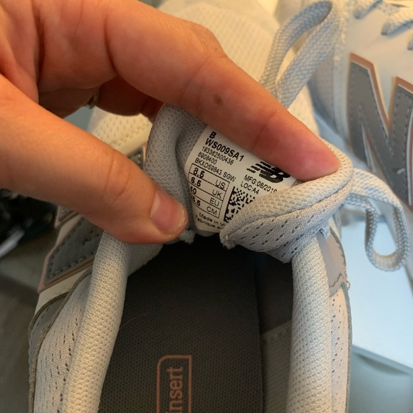 New Balance Shoes - Picture 3 of 3